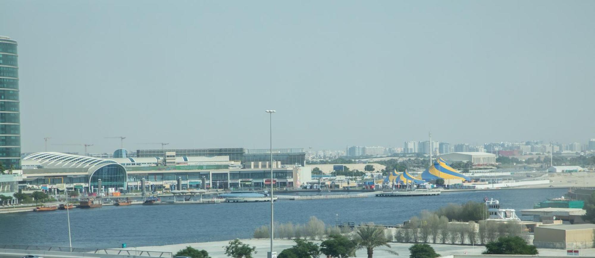 Kingsgate Al Jaddaf Hotel By Millennium Dubai Exterior foto